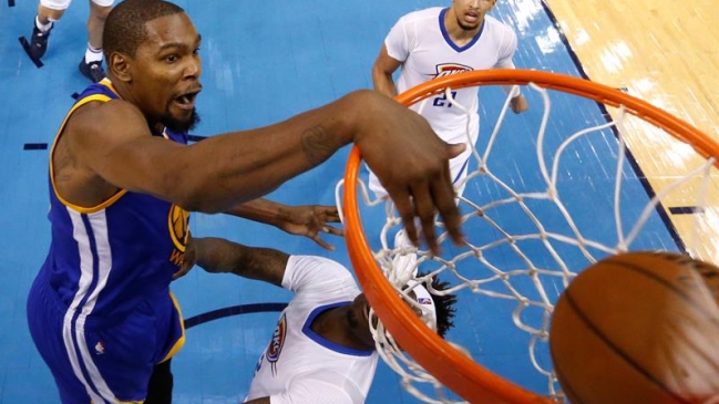 Kevin Durant fue figura en triunfo de Golden State Warriors contra Oklahoma City Thunder