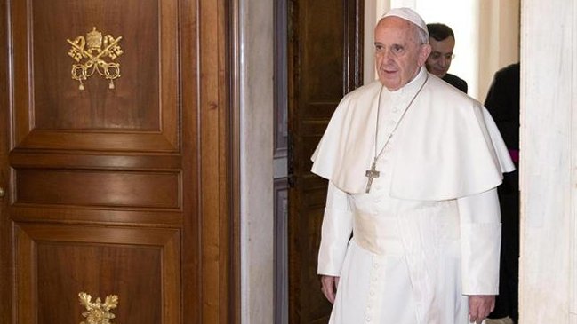 Papa Francisco: Insultar va en la misma línea de matar