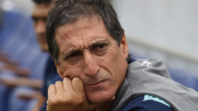 Mario Salas: Estuvimos muy mal, muy bajos individual y colectivamente ante Everton