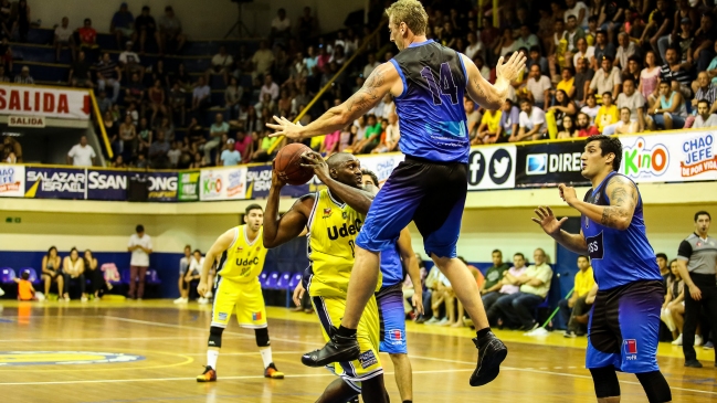 U. de Concepción venció a Tinguiririca y avanzó a semifinales de la LNB