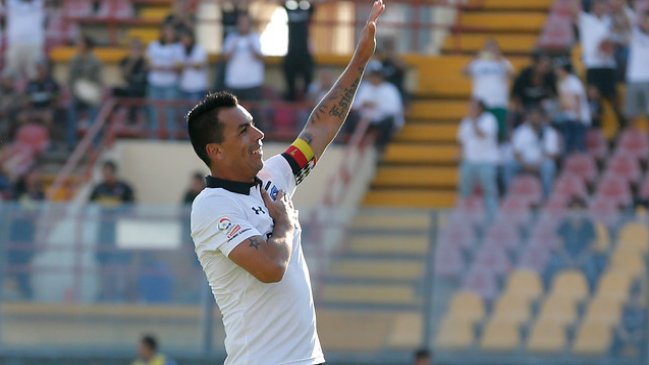 Hugo Tocalli: Colo Colo depende mucho de Esteban Paredes para hacer goles y ganar partidos