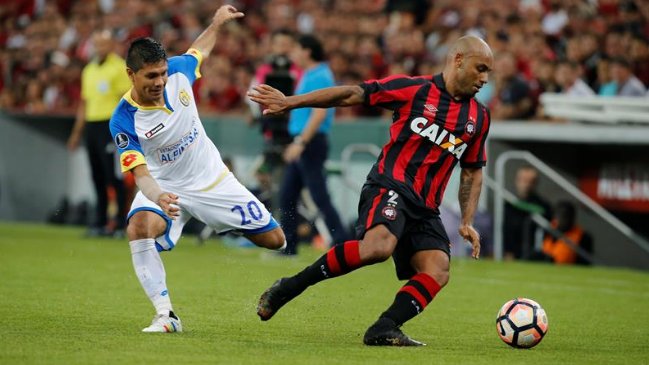 Atlético Paranaense y Capiatá igualaron en electrizante partido por la Libertadores