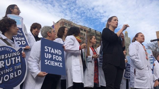 ¿Qué preocupa a los científicos en la era de Donald Trump?