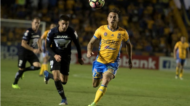 Eduardo Vargas marcó su primer gol con la camiseta de Tigres