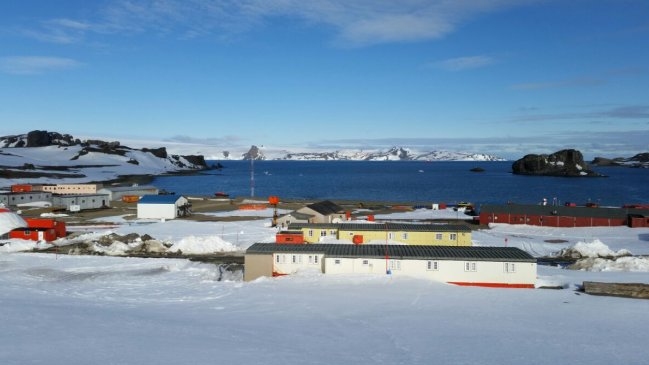  Pirámides, ovnis y bases secretas: Mitos sobre la Antártica  