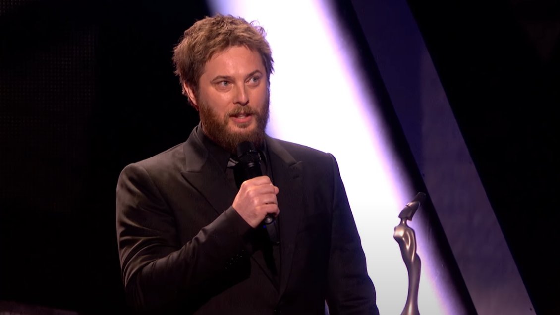 El legado de David Bowie brilló en los Premios Brit un año después de su muerte