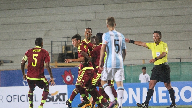 Venezuela amargó el estreno de Argentina en el Sudamericano sub 17