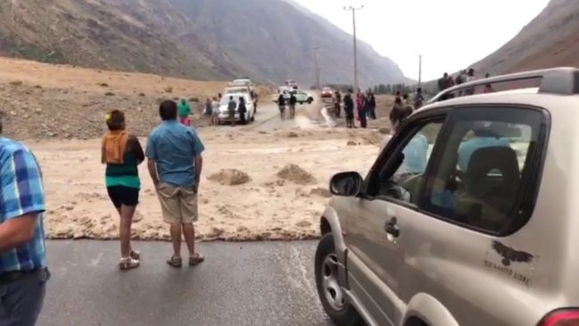 Fuertes lluvias provocaron deslizamiento de tierra en San José de Maipo