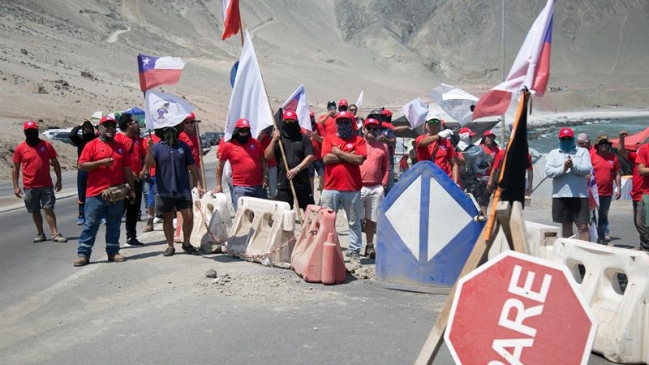 Trabajadores de Minera Escondida impidieron cambio de turno