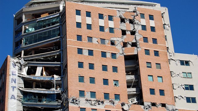 Equipo de ingenieros evaluará edificios reparados post 27-F