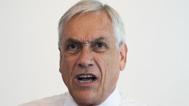 Gobierno llamó a Piñera a 