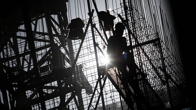 Economista estima que el desempleo real ronda el 9 por ciento