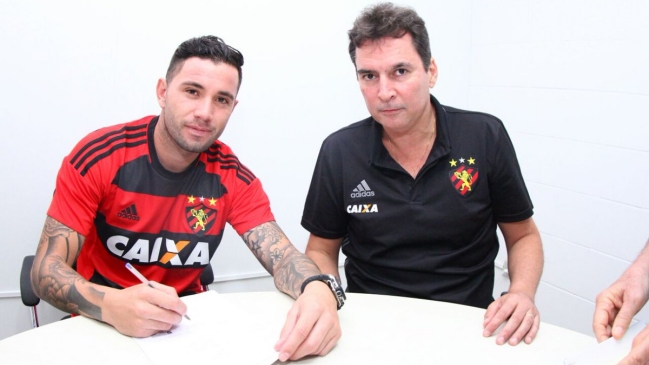 Sport Recife oficializó la incorporación de Eugenio Mena