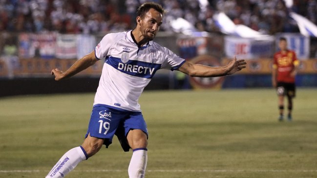 La formación que Mario Salas analiza utilizar ante Colo Colo