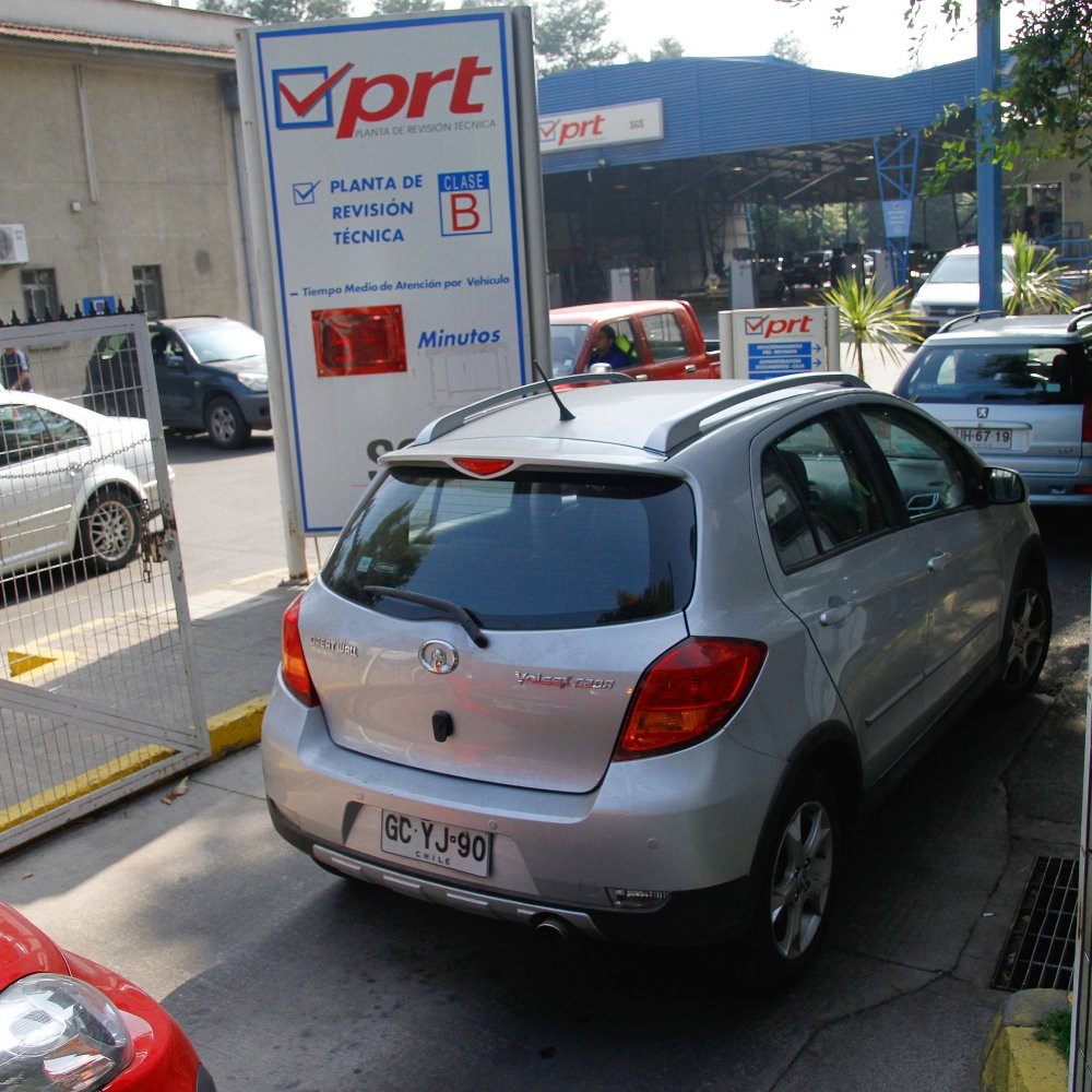 Cómo evitar las largas filas en las plantas de revisión técnica