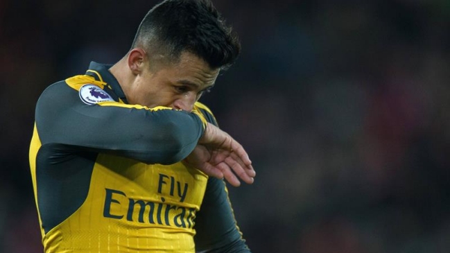 Alexis no pudo revertir la derrota de Arsenal ante Liverpool por la Premier League