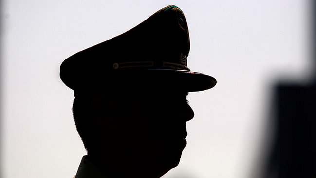 Dos carabineros dados de baja por fuga de reo desde tenencia en La Araucanía