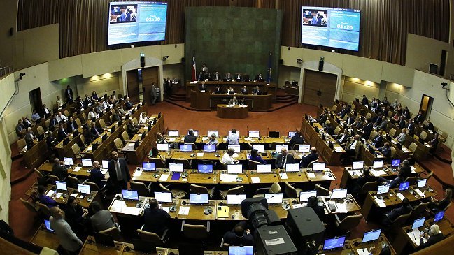 Revelan millonarios pagos de pesqueras a políticos
