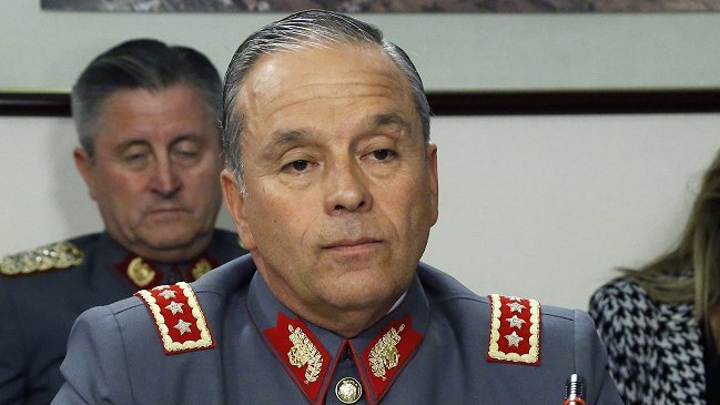 Corte de Apelaciones obliga al Ejército a informar sobre 32 ex CNI que le prestan servicios
