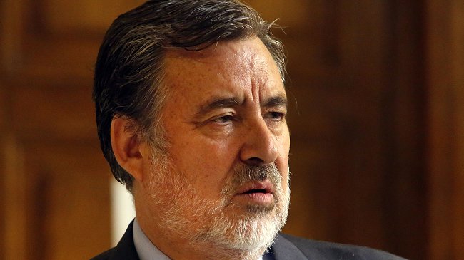 PR defiende estrategia de Guillier: 