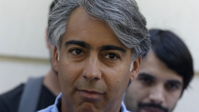 Tribunal suspendió temporalmente el arraigo de Marco Enríquez-Ominami