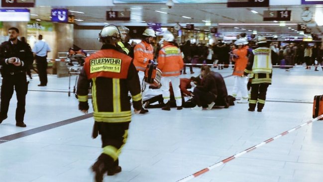 Ataque con hacha en estación de trenes deja cinco heridos en Düsseldorf