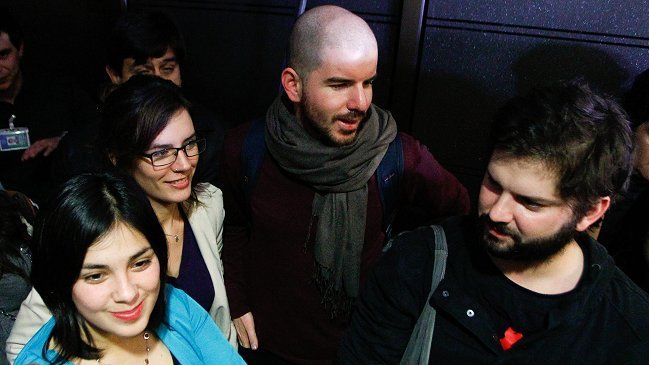 Camila Vallejo: El Frente Amplio competirá contra la centroizquierda, no contra la derecha