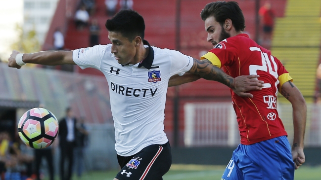 Claudio Baeza entrenó con normalidad y tiene opciones de jugar ante S. Wanderers