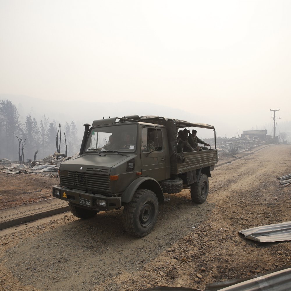 Presidenta firmó decreto para alzar estado de excepción de catástrofe en el Maule y Biobío