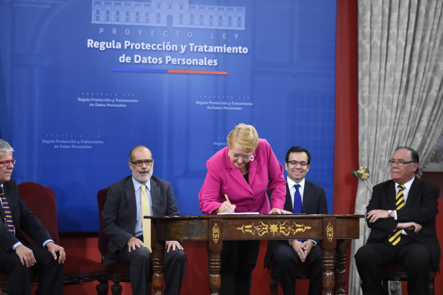 Gobierno presentó proyecto para proteger datos personales