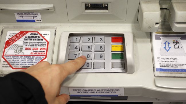 Sernac inició mediación colectiva con bancos por cláusulas que limitan responsabilidad ante fraudes