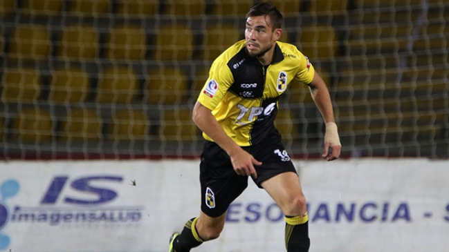 Coquimbo Unido derribó el invicto de Curicó con victoria en La Granja