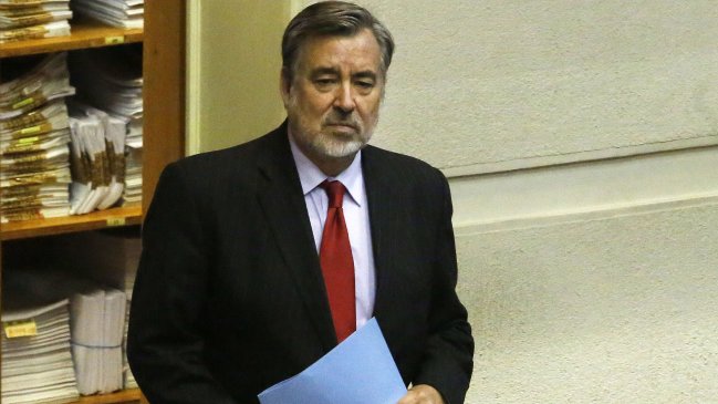 Diputados de Chile Vamos pidieron agilidad en investigación por sociedad de Guillier