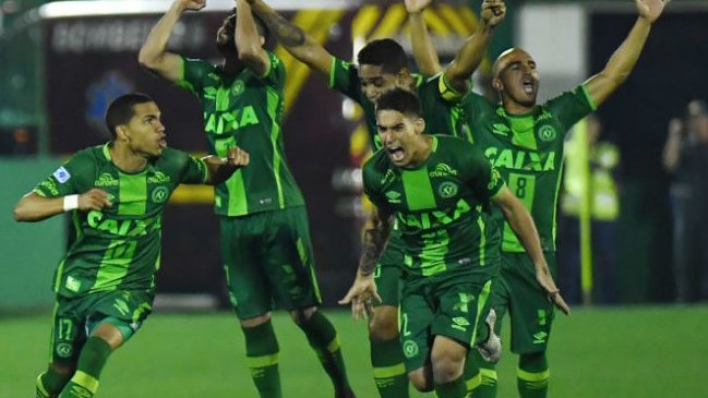 Presidente de Chapecoense reveló que sólo FC Barcelona ayudó económicamente al club