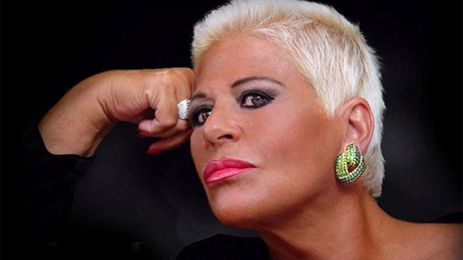 María Martha Serra Lima vuelve a Chile para celebrar cuatro décadas de carrera