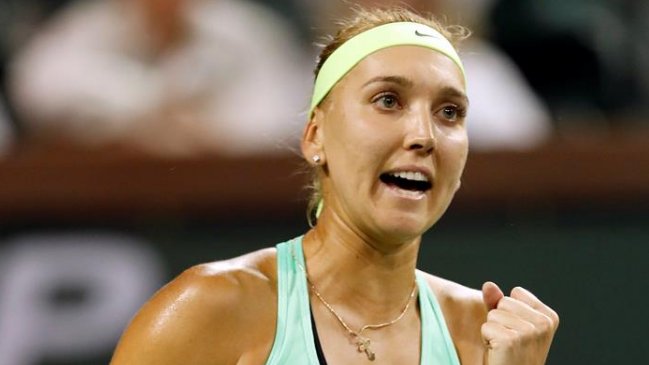 Elena Vesnina frenó a Venus Williams y la dejó fuera en Indian Wells
