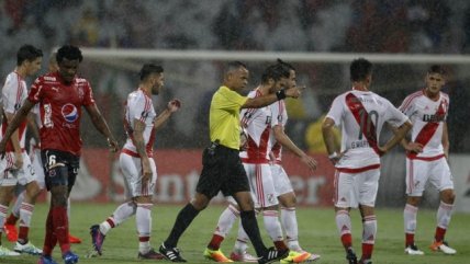   River Plate derrotó a Independiente Medellín en un lluvioso 
