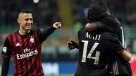 La eufórica reacción de hinchas de AC Milan tras el gol de Matías Fernández