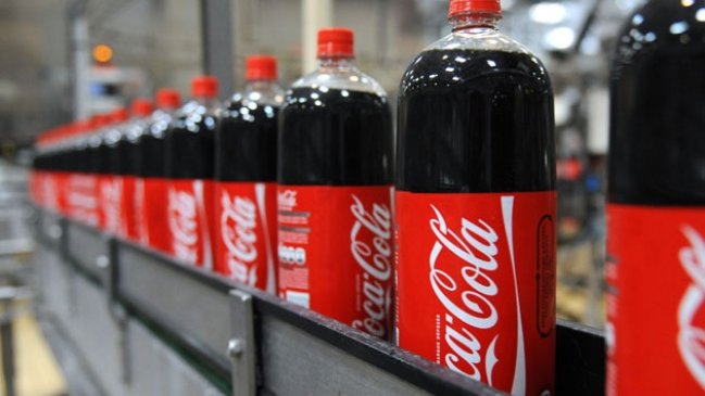 Coca Cola retirará más de 23 mil toneladas de azúcar en sus bebidas