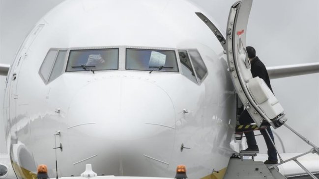 Veto de aparatos electrónicos en vuelos respondería a amenaza yihadista