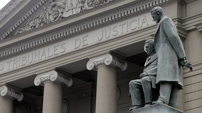 Corte Suprema condenó a 33 represores por frentistas lanzados al mar en 1987