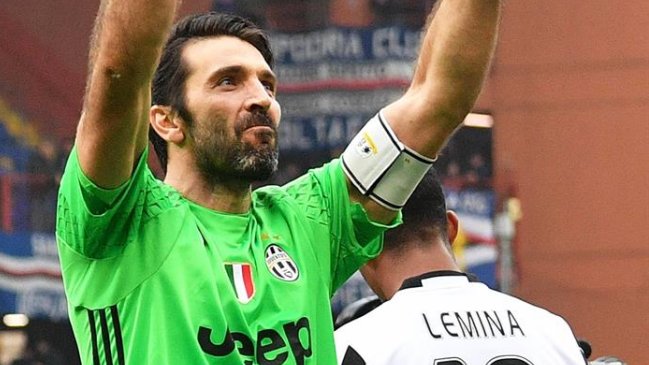 10 grandes tapadas de Gianluigi Buffon, tras cumplir 1.000 partidos como profesional