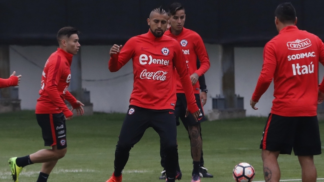 La selección chilena continúa preparando el crucial duelo con Venezuela