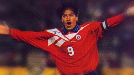   La inolvidable actuación de Iván Zamorano en el Estadio Monumental ante Venezuela 