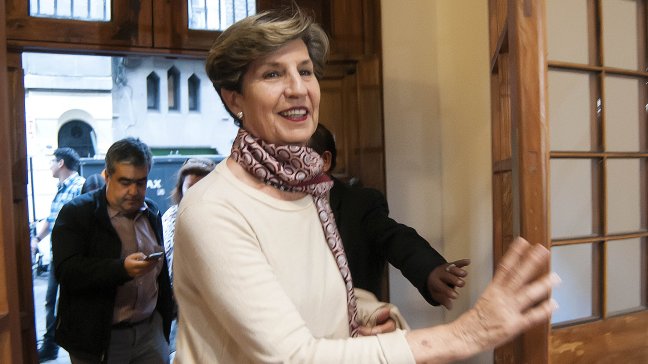 Isabel Allende: Consulta del PS debe incluir a Lagos y Guillier