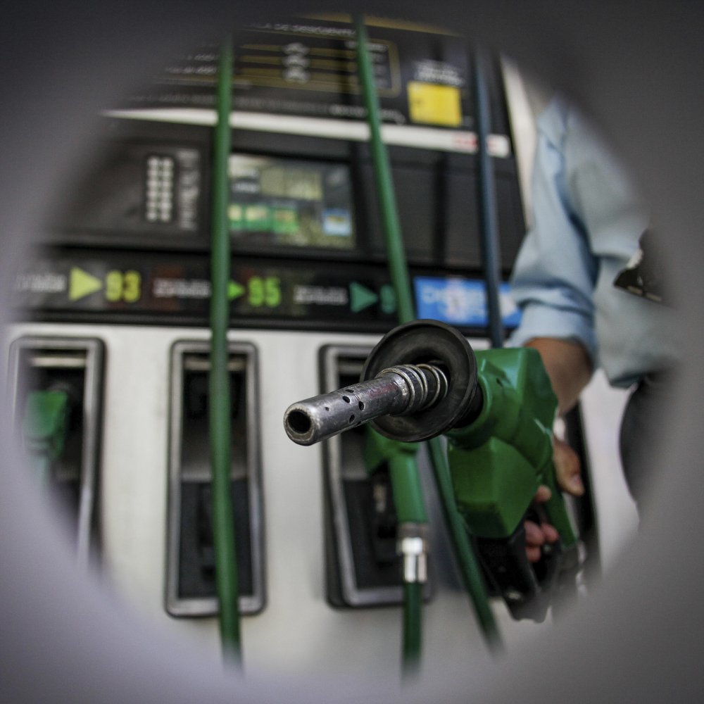 Bencinas bajarán de precio por segunda semana consecutiva