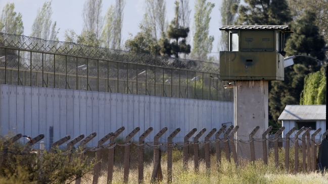 Punta Peuco: Declaran admisible recurso de protección contra Presidenta Bachelet