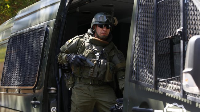 Dos carabineros heridos tras emboscada armada en Cañete