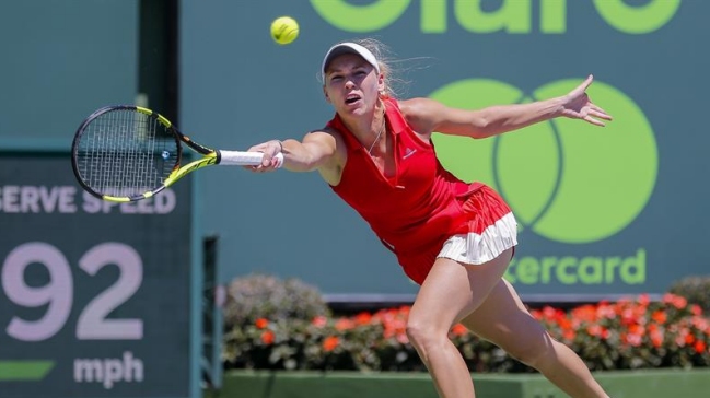 Caroline Wozniacki llegó a la final en Miami tras remontar ante Karolina Pliskova