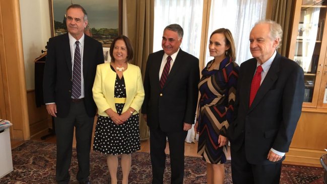 DC pide retirar embajador en Venezuela y exige elecciones